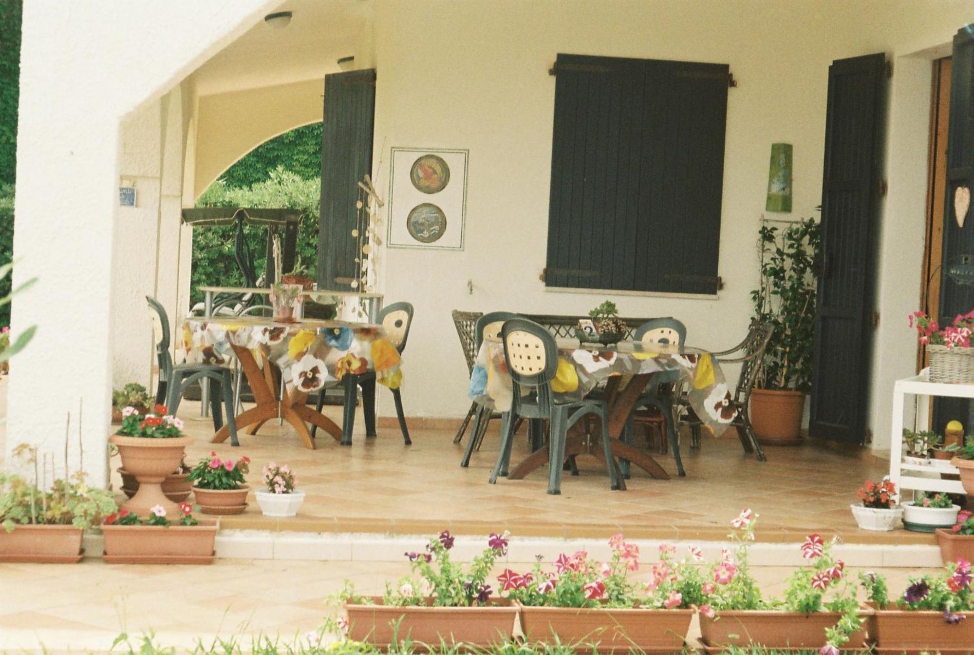 Villa Adelina Sarroch Exteriör bild