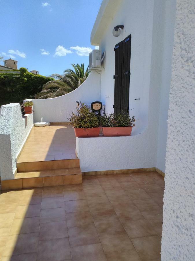 Villa Adelina Sarroch Exteriör bild